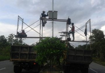 Lampu PJUTS 60W Double Arm - Bontang Kalimantan