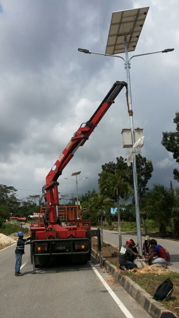 Lampu PJUTS 60W Double Arm - Bontang Kalimantan